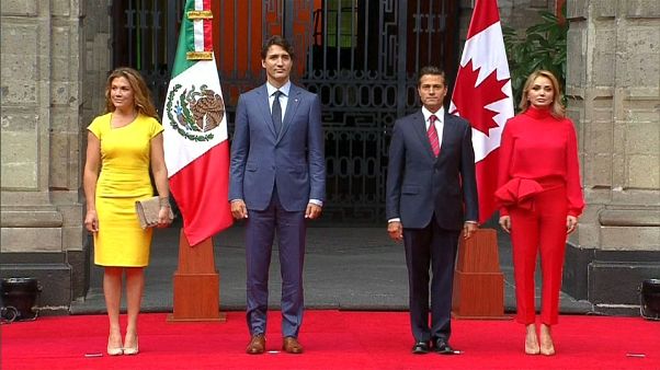 México y Canadá reiteran su compromiso para renegociar el NAFTA México y Canadá reiteran su compromiso para renegociar el NAFTA