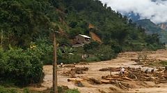 Vietnam: Reißende Fluten sorgen für Chaos