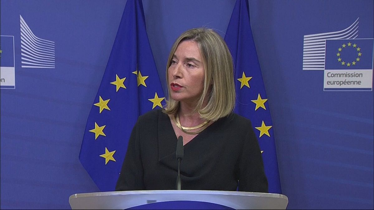 Mogherini: "L'accordo con l'Iran sul nucleare non si tocca"