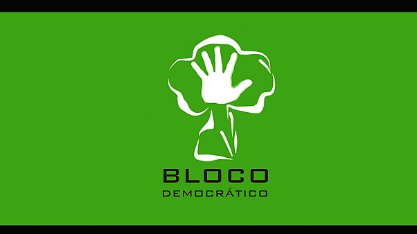 Bloco Democrático angolano queixa-se de dificuldades financeiras Bloco Democrático angolano queixa-se de dificuldades financeiras