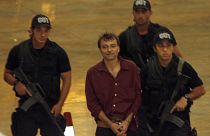 Justiça brasileira aceita providência cautelar que impede extradição de Battisti