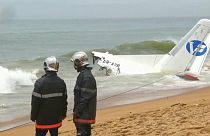Cuatro muertos al caer al mar un avión en Costa de Marfil