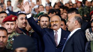 صحة الرئيس اليمني السابق صالح مستقرة عقب جراحة أجراها أطباء روس