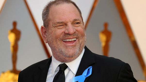 Il produttore americano Harvey Weinstein espulso dagli Oscar Il produttore americano Harvey Weinstein espulso dagli Oscar