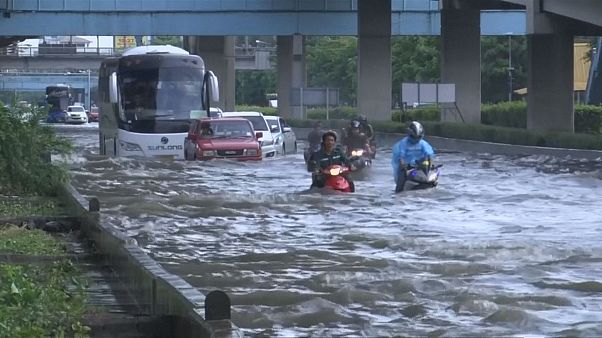 Les rues de Bangkok totalement inondées Les rues de Bangkok totalement inondées