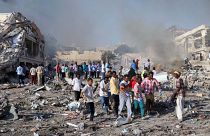 Al menos 215 muertos y más de 350 heridos en el atentado de Mogadiscio