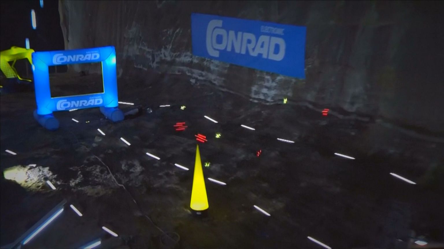 Romanya'da drone'lar yarıştı