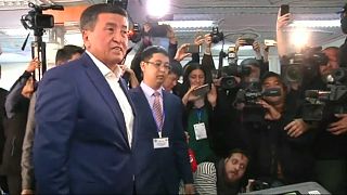 Quirguistão: antigo PM Jeenbekov à frente nas presidenciais