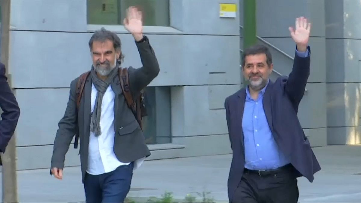 Prisión sin fianza para los líderes de dos organizaciones independentistas catalanas