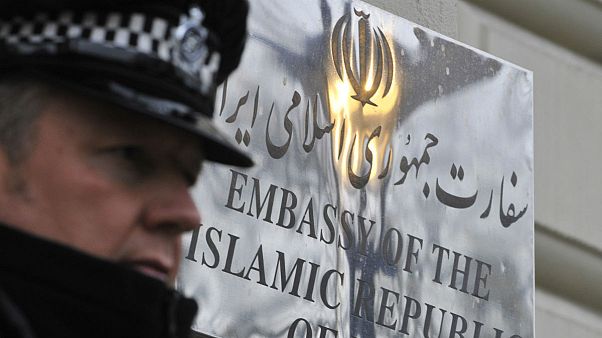 عاملان حمله به سفارت ایران در لندن بازداشت شدند عاملان حمله به سفارت ایران در لندن بازداشت شدند