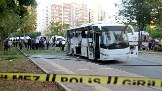 انفجار اتوبوس حامل نیروهای پلیس در شهر مرسین ترکیه