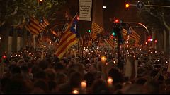 Decenas de miles de independentistas piden la excarcelación de Cuixart y Sànchez en Barcelona