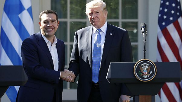Economia aproxima Trump e Tsipras Economia aproxima Trump e Tsipras