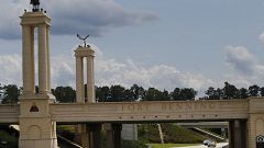 Image: A bridge over I-185 marks the entrance to the U.S. Army's Fort Benni