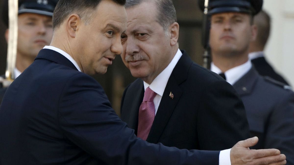 Erdogan aux Européens : "nous ne quitterons pas la table des négociations"