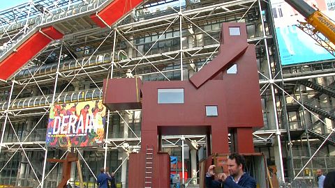 Louvre says 'non' to Dutch sex sculpture