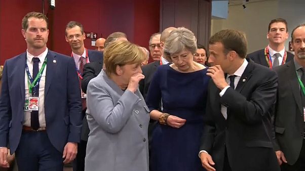 Mais de quoi Macron, Merkel et May pouvaient-ils bien parler ? Mais de quoi Macron, Merkel et May pouvaient-ils bien parler ?