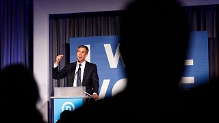 Image: Presidential candidate Beto O'Rourke speaks to a crowd at a Democrat