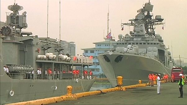 Российские корабли прибыли на Филиппины Российские корабли прибыли на Филиппины