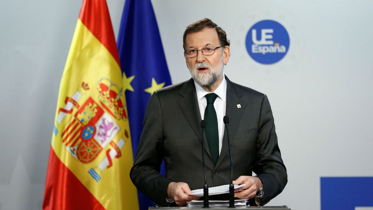 دولت اسپانیا روز شنبه برای بررسی بحران کاتالونیا جلسه ویژه برگزار می‌کند