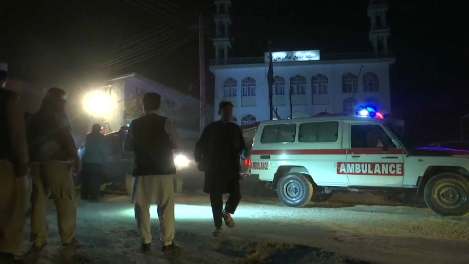 Suicide bomber kills 30 in Afghan attack