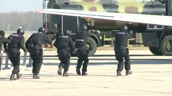 Военный парад в Сербии Военный парад в Сербии