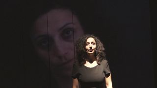 "عنوان مؤقت" عمل مسرحي لبناني-سوري عن مآسي التهجير والاغتراب