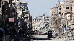 روسيا تتهم التحالف الدولي بقيادة أمريكا بمحو الرقة من على وجه الارض