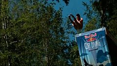 El mexicano Jonathan Paredes, campeón de la Red Bull de clavados
