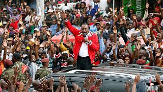 Kenyatta urges Kenyans to vote [no comment]