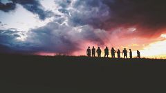 Voler, plonger, camper: ces techniques de management originales