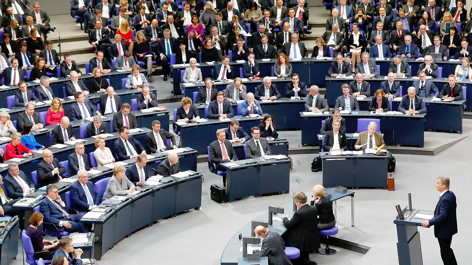 Germania: Schäuble eletto presidente del parlamento