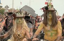 Zombies tomam as ruas de Key West com as suas bicicletas