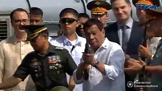 Duterte estrecha lazos con Rusia