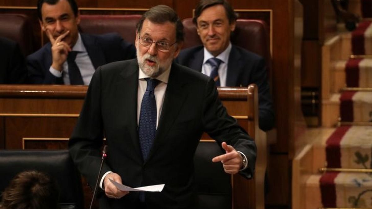 Rajoy yine Puigdemont'u suçladı