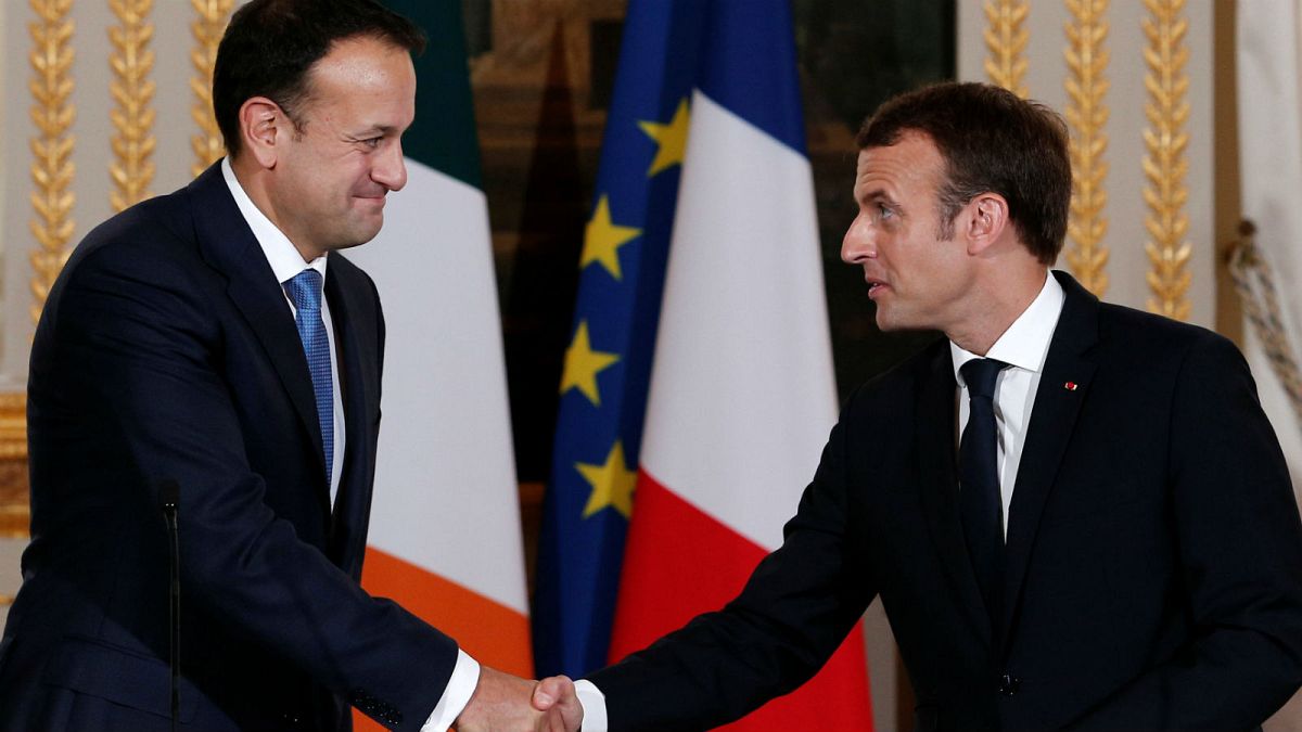 بالفيديو: بعد كلمة أمام ماكرون رئيس وزراء ايرلندا يتعهد بتحسين مستوى لغته الفرنسية