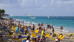 Image: Tourists in Dominican Republic