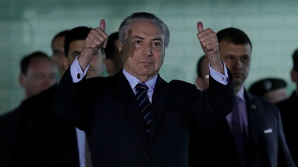 Brasiliens Kongress verhindert gerichtliche Verfolgung des Präsidenten Brasiliens Kongress verhindert gerichtliche Verfolgung des Präsidenten