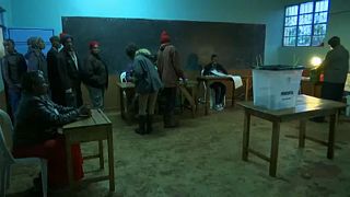 Zajlik az elnökválasztás új fordulója Kenyában