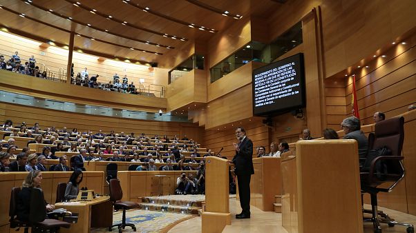 Madrid átvette Katalónia irányítását a katalán parlamenttől Madrid átvette Katalónia irányítását a katalán parlamenttől