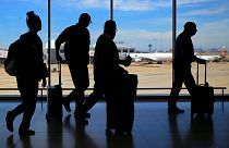 Από «κόσκινο» θα περνάνε όσοι ταξιδεύουν στην Ευρώπη