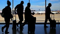 Από «κόσκινο» θα περνάνε όσοι ταξιδεύουν στην Ευρώπη