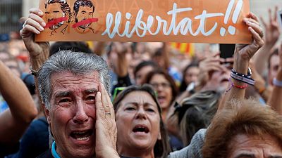 Emoción dentro y fuera del Parlamento catalán