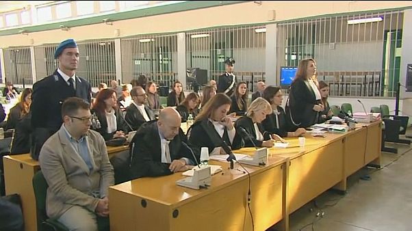Frauen mit Aids angesteckt: 24 Jahre Haft Frauen mit Aids angesteckt: 24 Jahre Haft