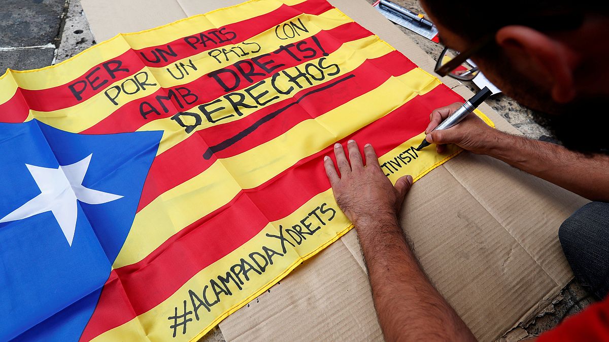 Catalan leader urges calm opposition