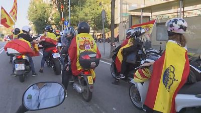 Barselona'da motorsikletçiler gösteri düzenledi