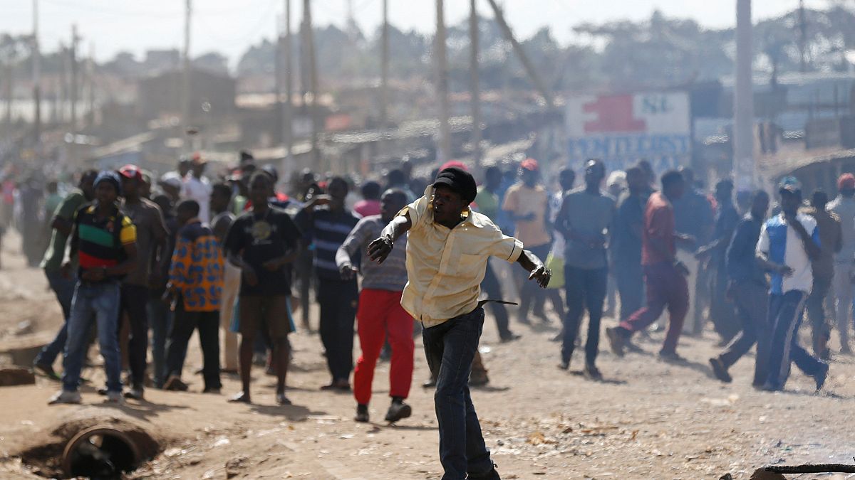 Kenya: nem enged Odinga tábora