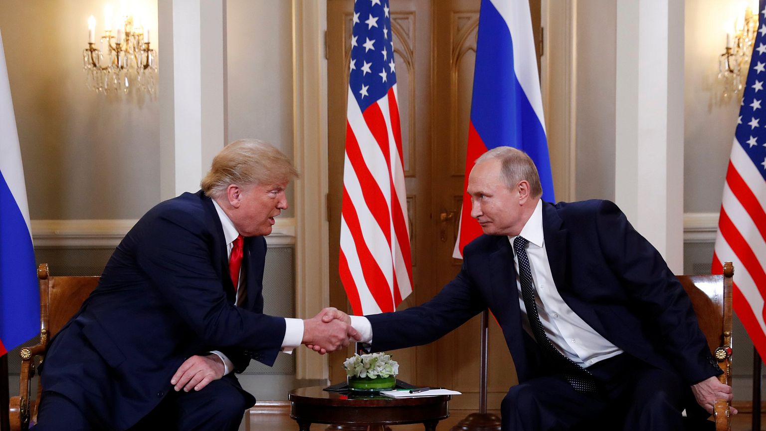 Image: Trump meets with Putin in Helsinki, Finland