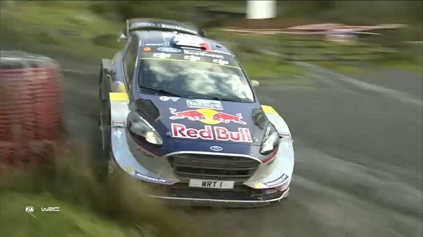 Rally: il francese Ogier supercampione del mondo Rally: il francese Ogier supercampione del mondo