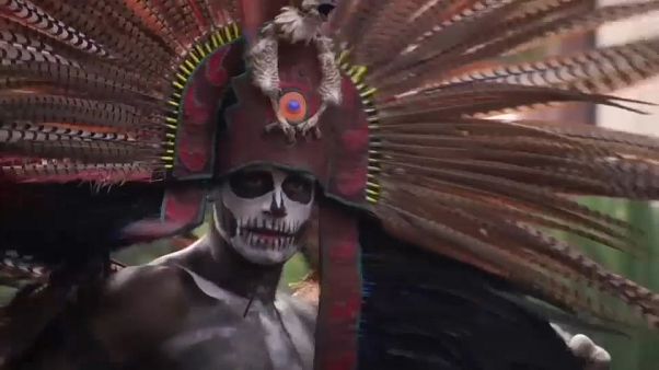 Mexico célèbre ses morts dans la joie Mexico célèbre ses morts dans la joie